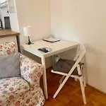 Knezits Spacious Ac Terrace Free Parking