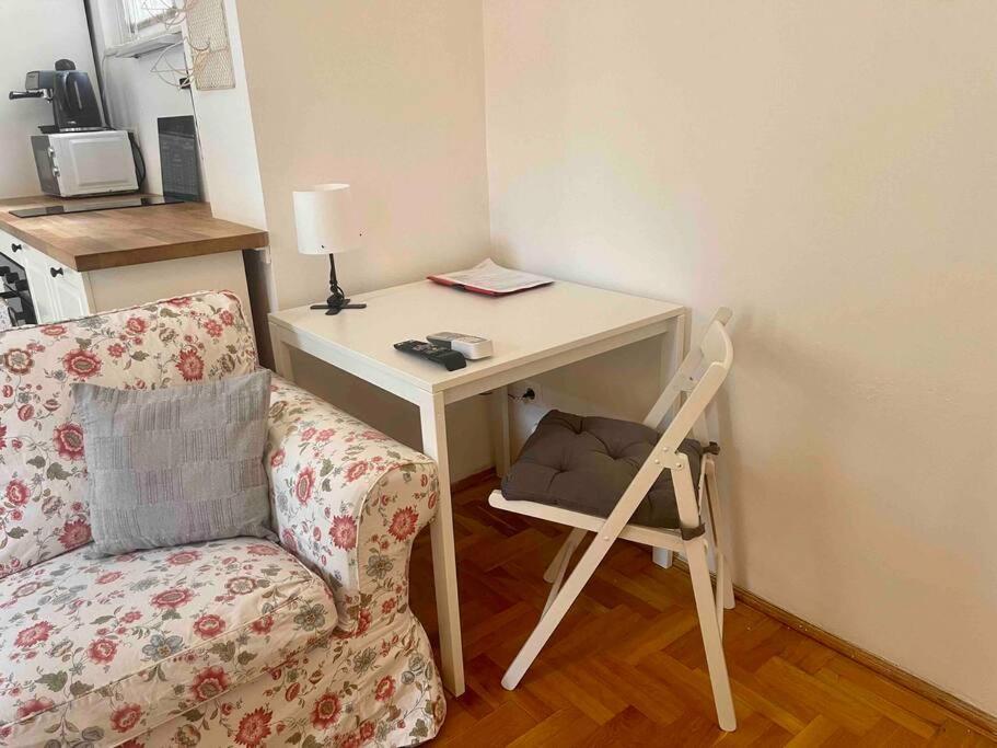 Apartment Knezits Spacious Ac Terrace Free Parking Budapest